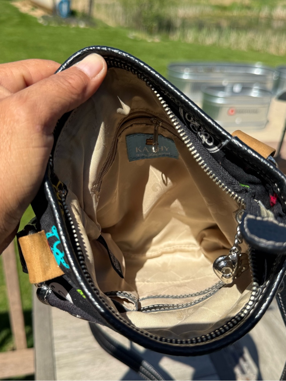 EUC Kathy Van Zeeland Crossbody Bag, a signature Y2K-era fashion piece Vintage - Picture 10 of 11